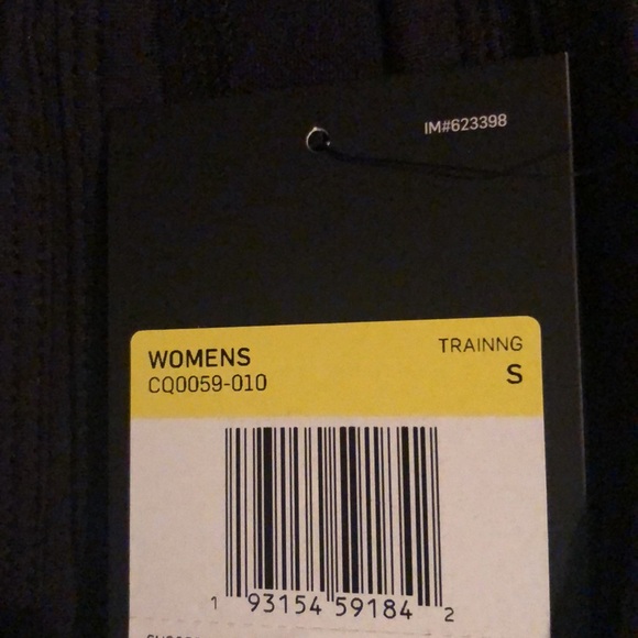 Nike Racerback Top - Picture 2 of 2